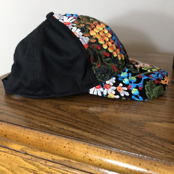 Cap - Picture 3 of 5